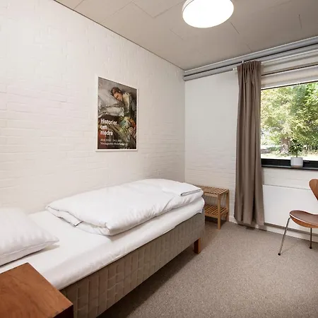 Jaegerhuset Pa Christianssaede * Maribo